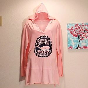 SALE! NWOT! MARTHA'S VINEYARD LIGHTWEIGHT V NECK HOODIE!
